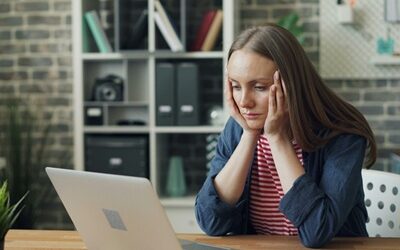 Jesteś ciągle zmęczona mimo odpoczynku? Sprawdź, jak odzyskać energię do&nbsp;działania.